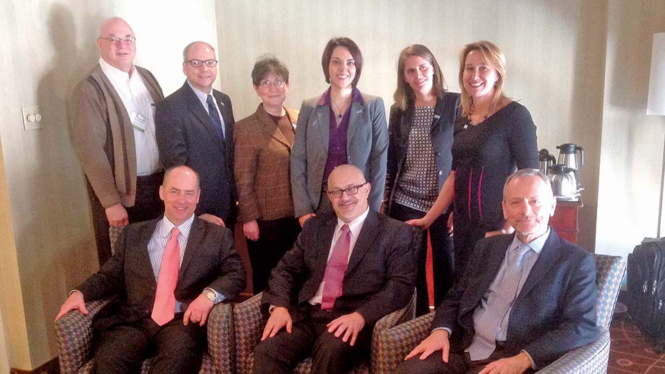 Rencontre avec les sous-ministres adjoints de l’Office des affaires francophones et du ministère des Services à l’enfance et à la jeunesse, Toronto, mars 2015